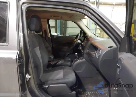 2016 Jeep Patriot Latitude from USA, damaged, VIN 1C4NJRFB3GD712764